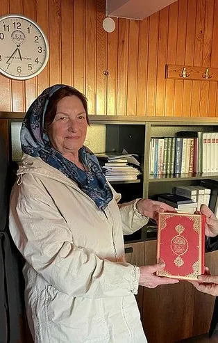 Hazreti Muhammed'in hayatından etkilenen 80 yaşındaki Bulgar kadın Müslüman oldu! "Fatma" adını aldı