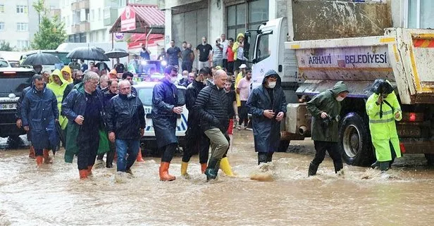 İçişleri Bakanı Süleyman Soylu sel felaketinin yaşandığı Arhavi’de konuştu: Hasarlarla ilgili ödemeler başladı