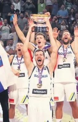 Şampiyon Slovenya