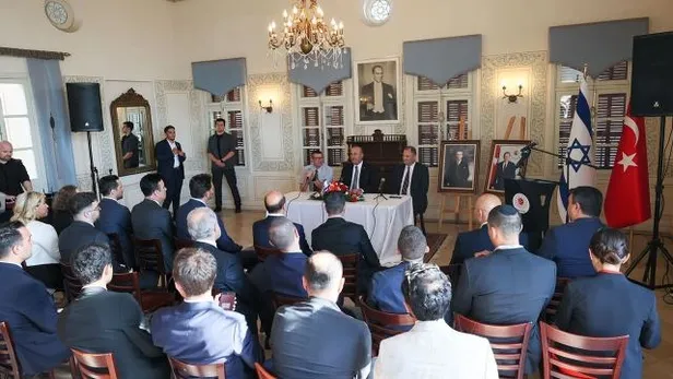 disisleri-bakani-mevlut-cavusoglu-tel-avivde-israil-turkiye-is-konseyi-uyeleriyle-bir-araya-geldi-1653502008176.jpg Dışişleri Bakanı Mevlüt Çavuşoğlu, Tel Aviv'de İsrail-Türkiye İş Konseyi üyeleriyle bir araya geldi-3
