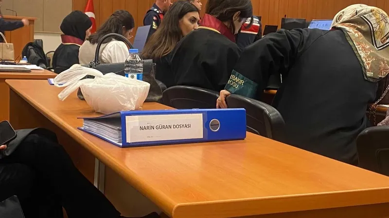 narin-guran-davasinda-yeni-gelisme-nevzat-bahtiyara-17-yil-hapis-cezasi-verildi-1776328768891.jpeg Narin Güran davasında yeni gelişme: Nevzat Bahtiyar'a 17 yıl hapis cezası verildi-4