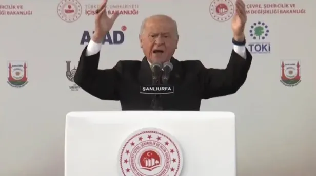 mhp-lideri-devlet-bahceli-sanliurfada-7li-koalisyona-sert-vurdu-parlamenter-sistemi-cikis-yolu-olarak-ortaya-k-1681658779314.jpeg MHP lideri Devlet Bahçeli Şanlıurfa'da 7'li koalisyona sert vurdu: "Parlamenter sistemi çıkış yolu olarak ortaya koyan zavallılar..."-3