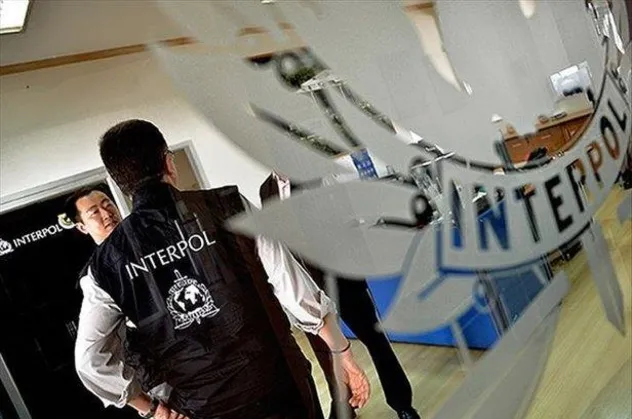 İstanbul'daki Genel Kurul'un perde arkası ortaya çıktı: Interpol'e FETÖ kıskacı
