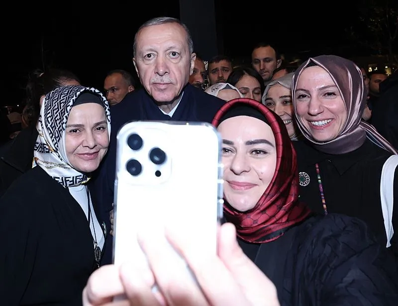 Başkan Erdoğan'dan geleneksel TÜRGEV iftarında önemli açıklamalar-12