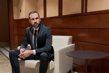 Ümit Erdim ve kızı Ela’dan bayram neşesi: Dans şovları gündem oldu