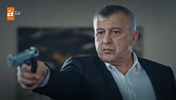 duyan-kucuk-dilini-yutacak-eskiya-dunyaya-hukumdar-olmazin-tufan-reisi-kararini-verdi-1627727193653.jpg Duyan küçük dilini yutacak! Eşkıya Dünyaya Hükümdar Olmaz'ın Tufan Reis'i kararını verdi-8
