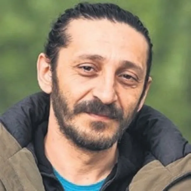 Laf attın deyip öldürdü