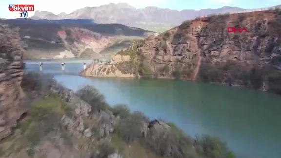 Gülistan Doku 40 kilometrelik alanda arandı