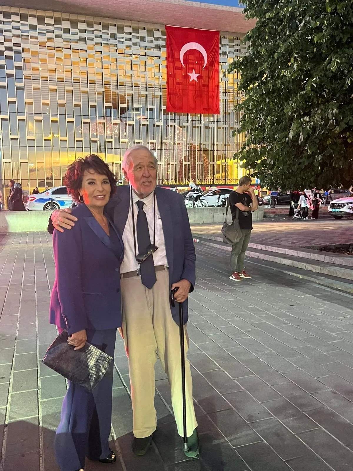 Hülya Koçyiğit'te İlber Ortaylı'ya veda paylaşımı - 5