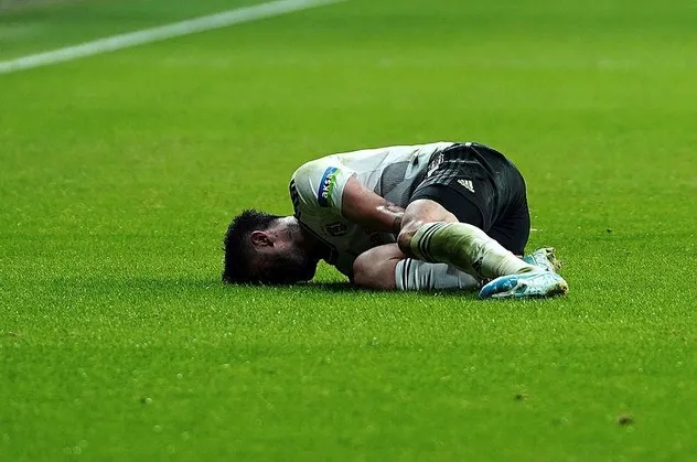 Son dakika: Beşiktaş'ta sakatlık şoku! Gökhan Gönül...