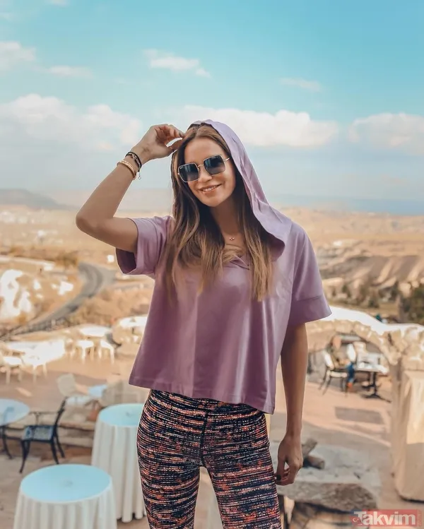 Demet Akalın’a göndermede bulunan Ebru Şallı: Çocukların yeri Tiktok değil! - 6