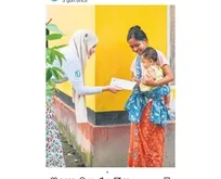 Gamze Özçelik çocukları bağrına bastı!