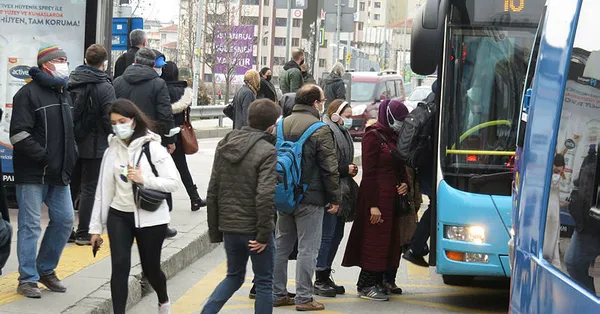 Hafta sonu sokağa çıkma yasağı geri mi geliyor? Ramazan’a özel kısıtlamalar neler? Kafe ve restoranlar kapanacak mı? 