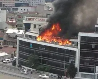 İstanbul’da korkutan yangın!