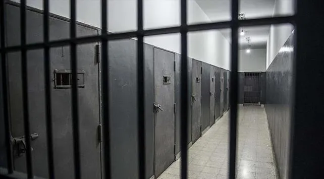 israil-hapishanelerinde-filistinli-kadin-mahkumlara-akilalmaz-iskence-darp-baski-ciplak-sekilde-arama-1730648208532.jpeg İsrail hapishanelerinde Filistinli kadın esirlere akılalmaz işkence: Darp, baskı, çıplak şekilde arama...-4