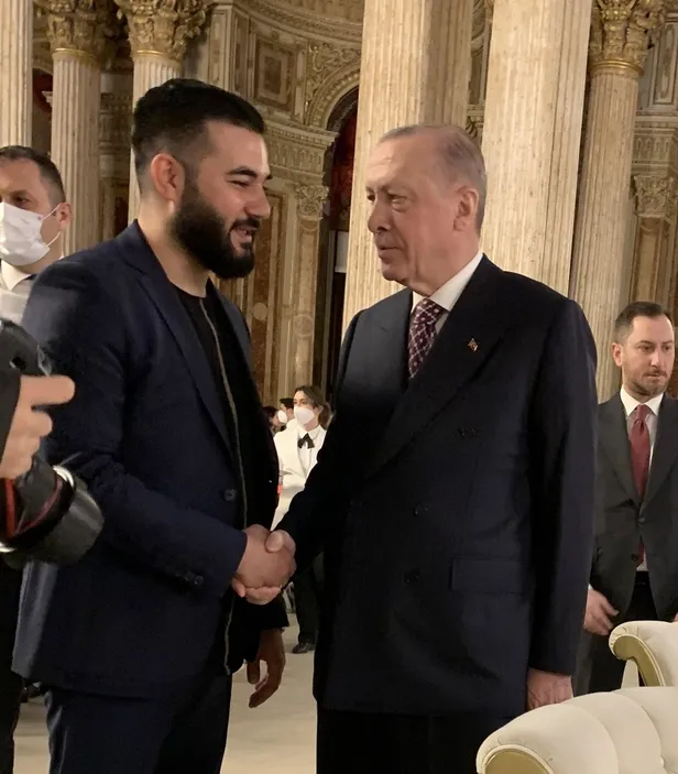 rap-sanatcisi-resul-aydemir-baskan-erdogan-ile-aralarinda-gecen-diyalogu-paylasti-raptiye-rap-rap-1650310455459.jpeg Rap sanatçısı Resul Aydemir Başkan Erdoğan ile aralarında geçen diyaloğu paylaştı: Raptiye rap rap-1