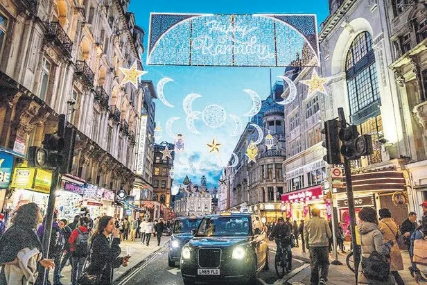 nazi-selami-veren-ogrencilere-holokost-egitimi-1679608515626.jpeg Nazi selamı veren öğrencilere Holokost eğitimi-2