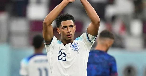 Dünya Kupası B Grubu maçında İngiltere, İran'a gol olup yağdı