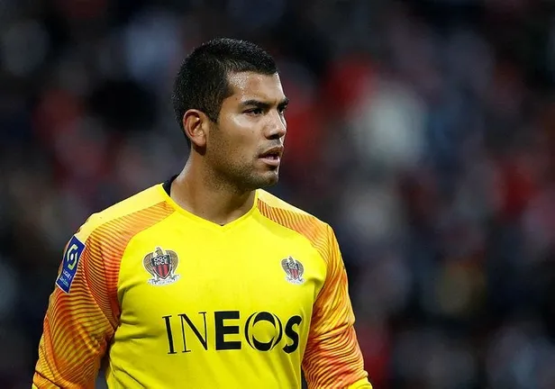 Fransız basınından bomba iddia! Galatasaray'ın Walter Benitez planı-5