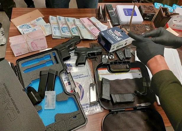 demir-yumruk-operasyonunda-bir-hakim-soku-daha-para-trafigi-tespit-edildi-1660976483459.jpeg Demir Yumruk operasyonunda bir hakim şoku daha! Para trafiği tespit edildi-3