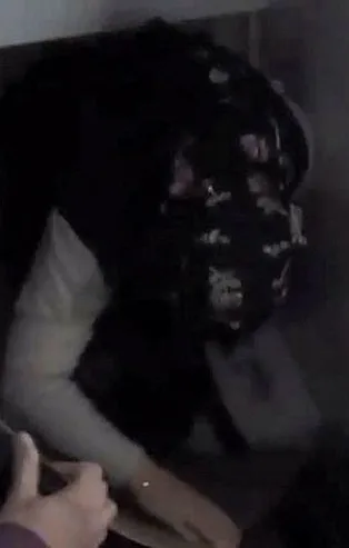 Son dakika: Şanlıurfa'da FETÖ firarisi kadın gizli bölmede yakalandı