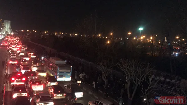 İran’da rejim karşıtları sokakta! "Düşmanımız burada, yalan yere ABD diyorlar" - 4