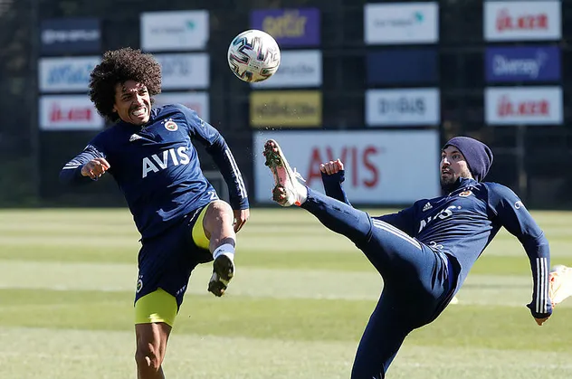 Luiz Gustavo takımla çalışmalara başladı