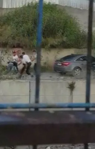 Bahçelievler'de Suriyeli Muhammed Selmo’yu yedi metreden aşağı atan iki kişi yakalandı, iki kişi aranıyor