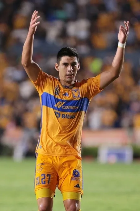 ÖZEL | Galatasaray'da Okan Buruk Angelino ismini takımda istemiyor! Yerine Jesus Angulo gelecek - 9