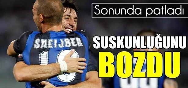 Sneijder suskunluğunu bozdu