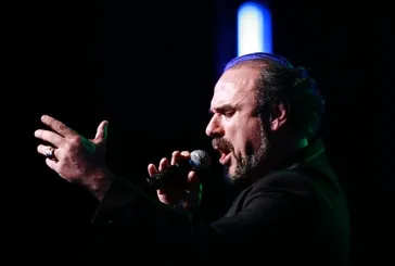 Sosyal medyadaki eleştirilere ünlü tenör Hakan Aysev’den sert yanıt: Klavye başındakilerin bana bir şey söylemeye hakkı yok
