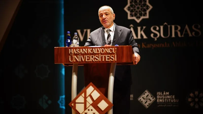 HKÜ Rektörü Prof. Dr. Türkay Dereli (Takvim.com.tr)