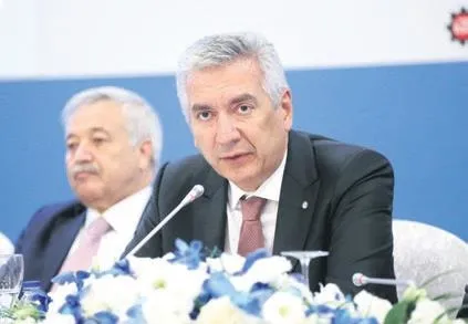 is-dunyasi-buyumeye-kilitlendi-2020-daha-pozitif-gececek-1577666006247.jpeg İş dünyası büyümeye kilitlendi! 2020 daha pozitif geçecek...-3