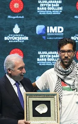 Başkan Uysal “Zeytin Dağı Barış Ödülleri Töreni”ne katıldı