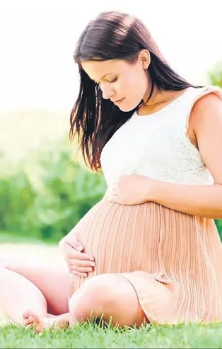 Taşıyıcı anne skandalı büyüyor! İkna için de 5 yıldızlı otellerde tatil hediye edildiği ortaya çıktı