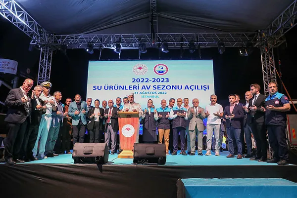 1661977247730.jpg Av sezonu resmen başladı! Balıkçılar "Vira Bismillah" dedi! Başkan Erdoğan'dan av sezonu öncesi balıkçılara mesaj-2