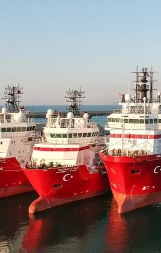 Abdülhamid Han'a eşlik eden gemilerde dikkat çeken detay! Kıbrıs şehitlerinin adı verildi