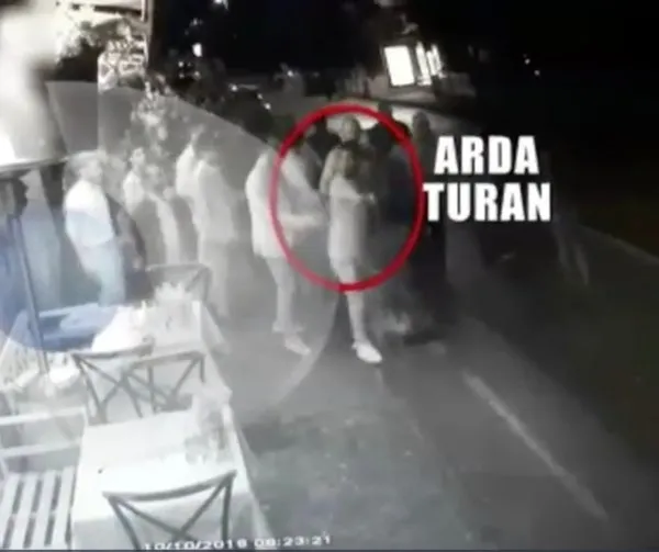 Arda Turan-Berkay Şahin kavgasında kartlar yeniden dağılıyor! Olayla ilgili Burak Yılmaz tanıklık yapacak-5