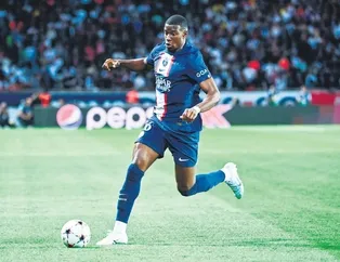 Sağ bekte rota Mukiele