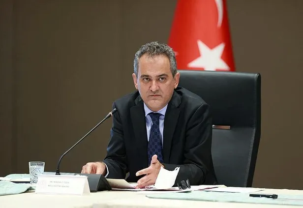 son-dakika-egitimde-salgin-tedbirleri-bakan-koca-bakan-ozer-ve-yok-baskani-ozvardan-onemli-aciklamalar-1630616904675.jpeg Son dakika: Eğitimde salgın tedbirleri! Bakan Koca, Bakan Özer ve YÖK Başkanı Özvar'dan önemli açıklamalar...-8