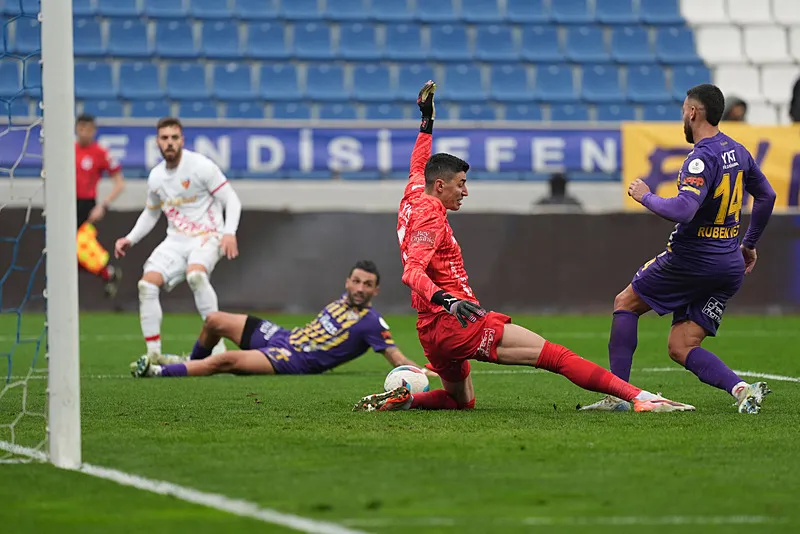 Galatasaray'ın parası Fenerbahçe'ye gidecek! Transferdeki detay ortaya çıktı - 16