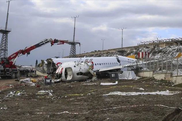Pegasus'un 3 kişiye mezar olan kazasında bilirkişi raporu ortaya çıktı! 6 kişilik heyetten şok tespitler