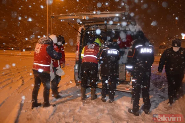 SON DAKİKA: Beyaz esaret! Balıkesir-Susurluk yolu saatlerdir kapalı - 1