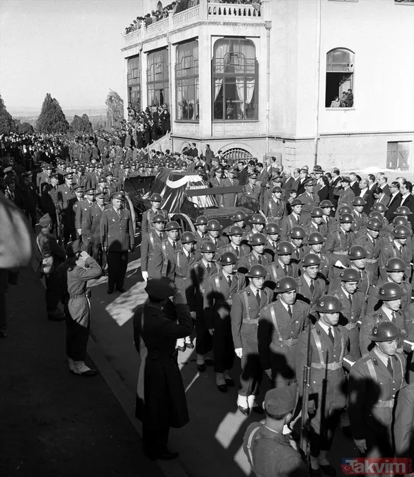 Arşivlerden çıkan fotoğraflarla 10 Kasım 1938 günü ve sonrasında yaşananlar! Büyük Önder Mustafa Kemal Atatürk'ün vefatı - 49