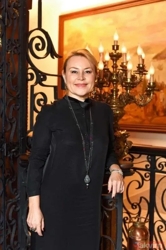 Sabacı, Çocuklarını Yetiştirirken Dikkat Ettiklerini "Herkesin Annesi Kutsaldır Tabii Ki. Ama Benim Annem Çok Başka Bir Anne, Çok Başka Bir Eşti, Çok Başka Bir...