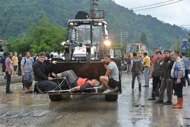 Batı Karadeniz'de sel felaketi! Başkan Erdoğan sel bölgesindeki valiler ve kaymakamlarla görüştü: Devlet seferber-6