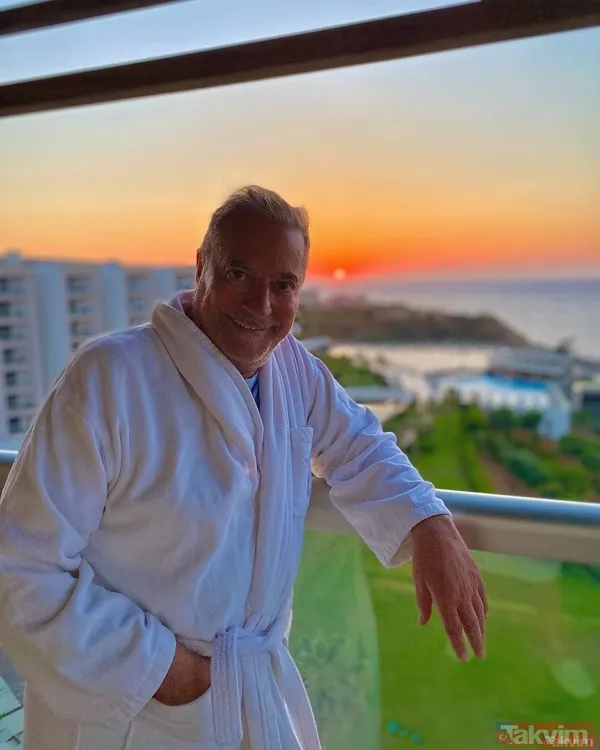 Mehmet Ali Erbil “İyi ki benimsin” deyip 40 yaş küçük sevgilisini paylaştı! “30 yaşında adamın veremediklerini veriyor” demişti... - 4