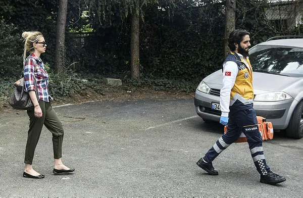 'Cicişler' Etiler'deki evlerinde birbirine girdi! Polisler kavgayı zor ayırdı-1