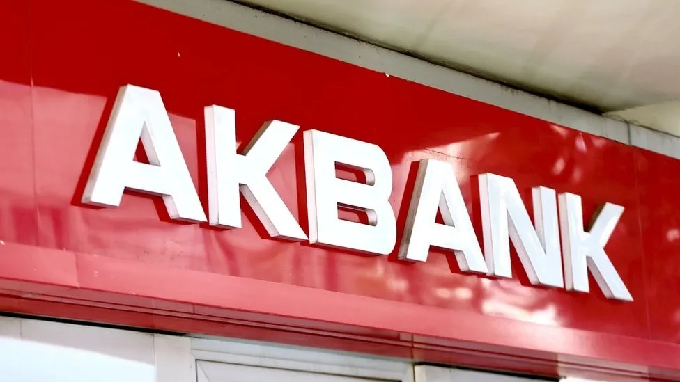 bankalar-emekli-icin-yarista-en-yuksek-promosyon-hangi-bankada-hangi-banka-ne-kadar-odeme-veriyor-1785197030855.jpeg Bankalar emekli için yarışta! Temmuz zammıyla liste güncellendi: En yüksek promosyon hangi bankada?-9