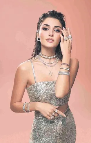 Hande Erçel'in aşkta yüzü gülmüyor! Kaan Yıldırım cephesinde yeni gelişme yaşandı